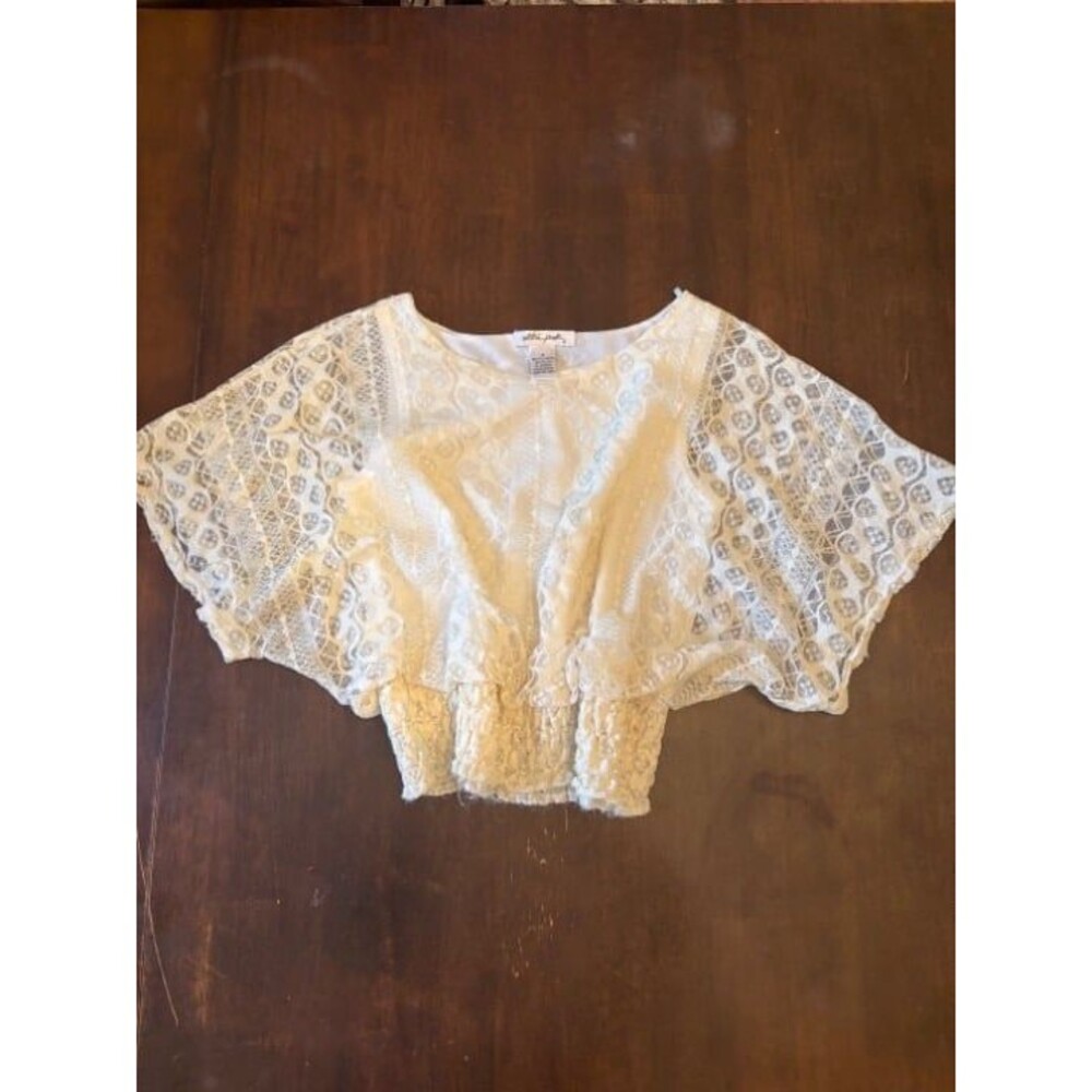 Woman's white lace tank top flowey hippy whimsical fairy crop top summer boxy